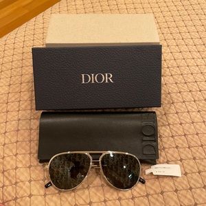Dior Diorama Oblique Sunglasses 60MM - Worn Once